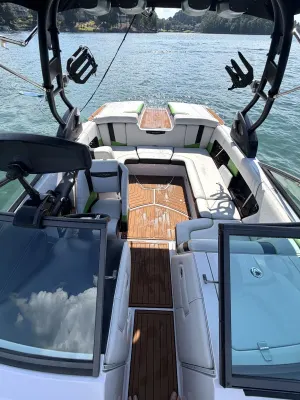 2015-nautique-super-air-nautique-210-140494-image3.webp