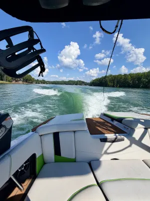 2015-nautique-super-air-nautique-210-140494-image4.webp