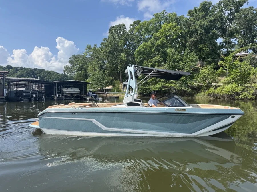 2025-nautique-gs24-140506-image5.webp