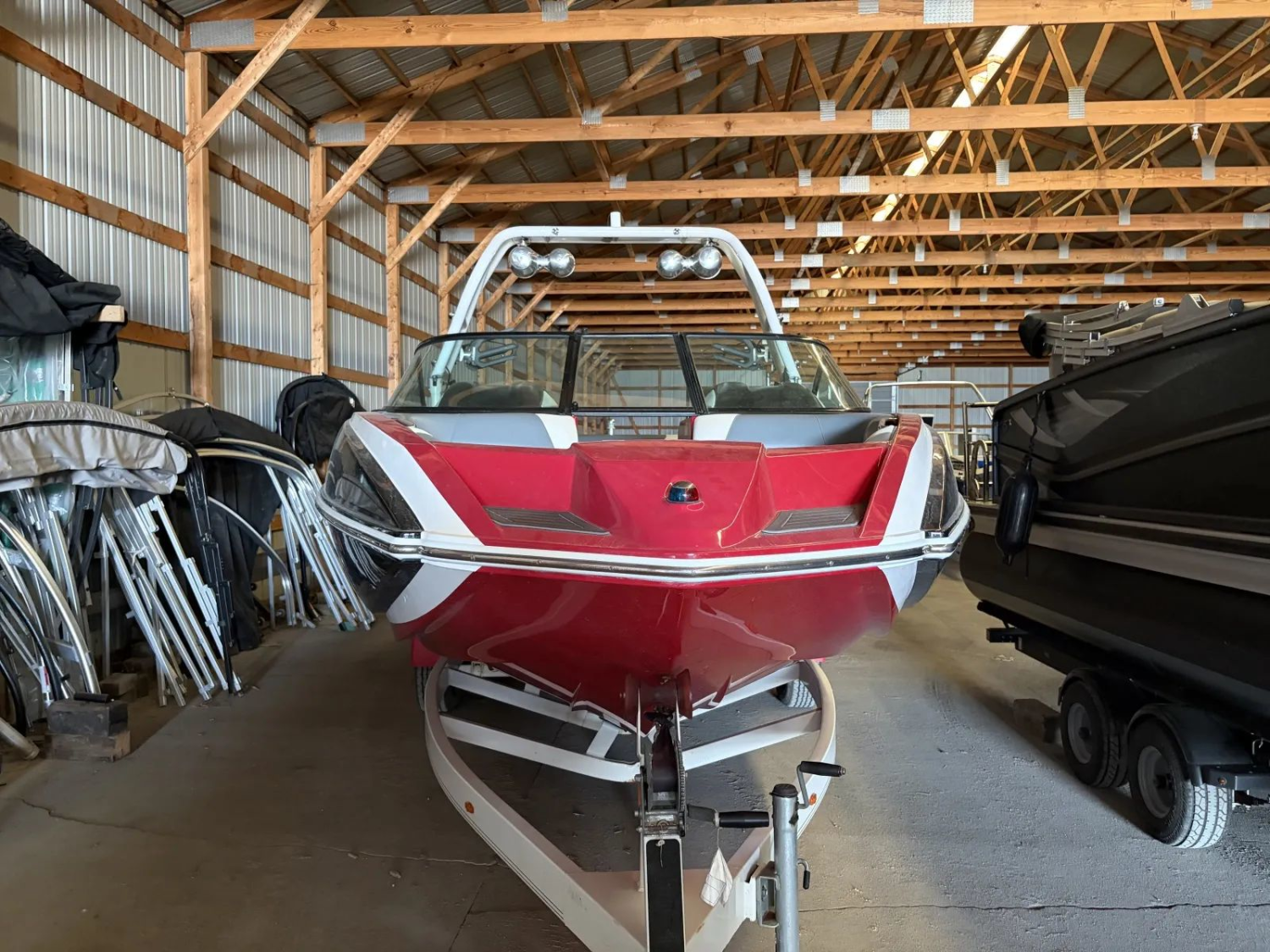 2016 MOOMBA MOJO