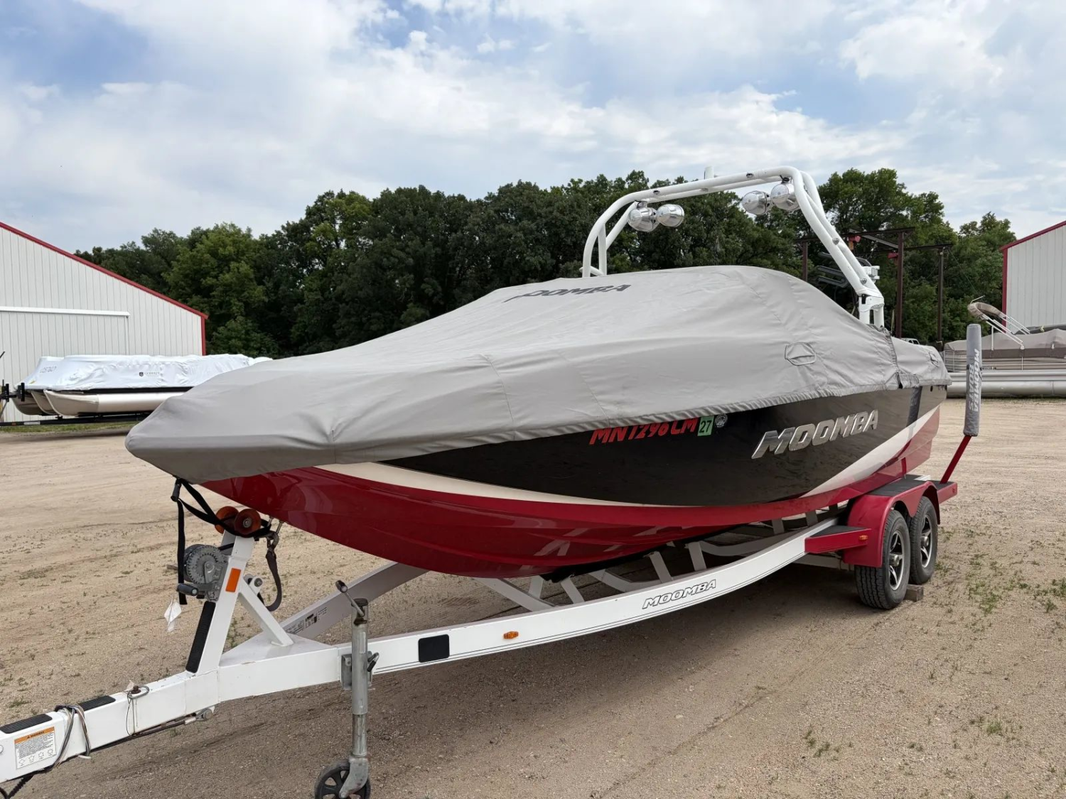 2016 MOOMBA MOJO