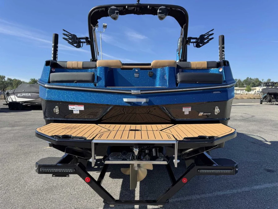 2026-mastercraft-xt23-140377-image7