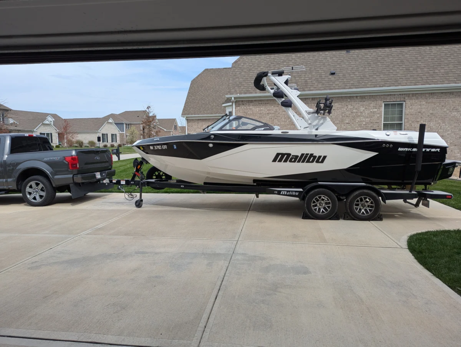 2024 23 LSV