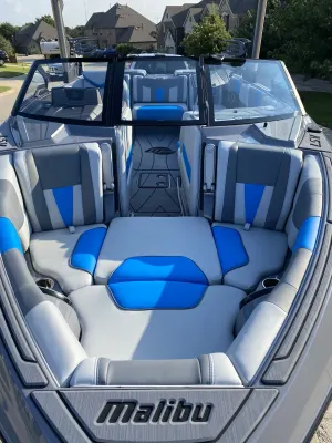 2021-malibu-wakesetter-23-lsv-140567-image6.webp