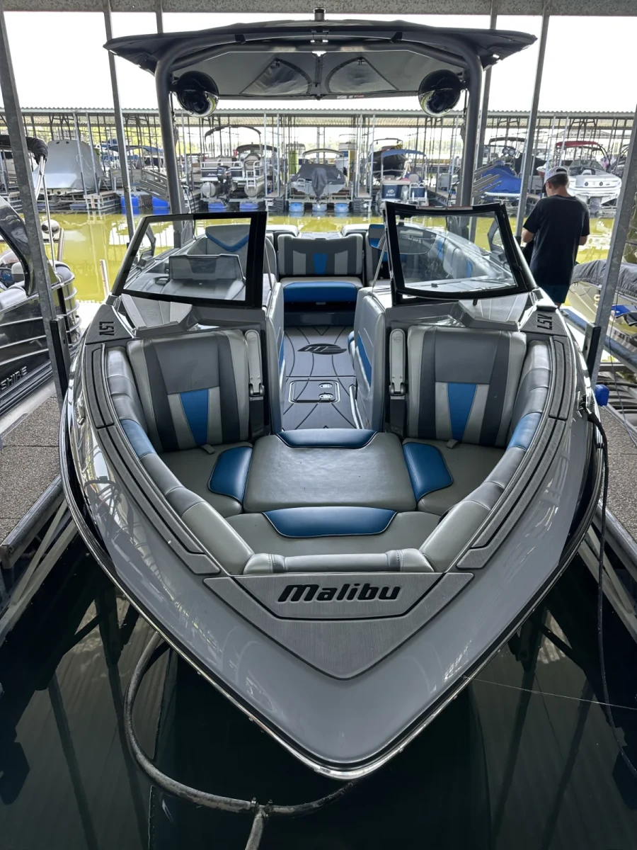2021-malibu-wakesetter-23-lsv-140567-image8.webp