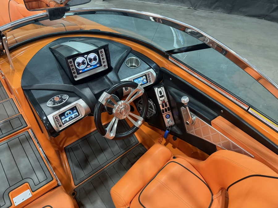 2013-mastercraft-x-star-140572-image11