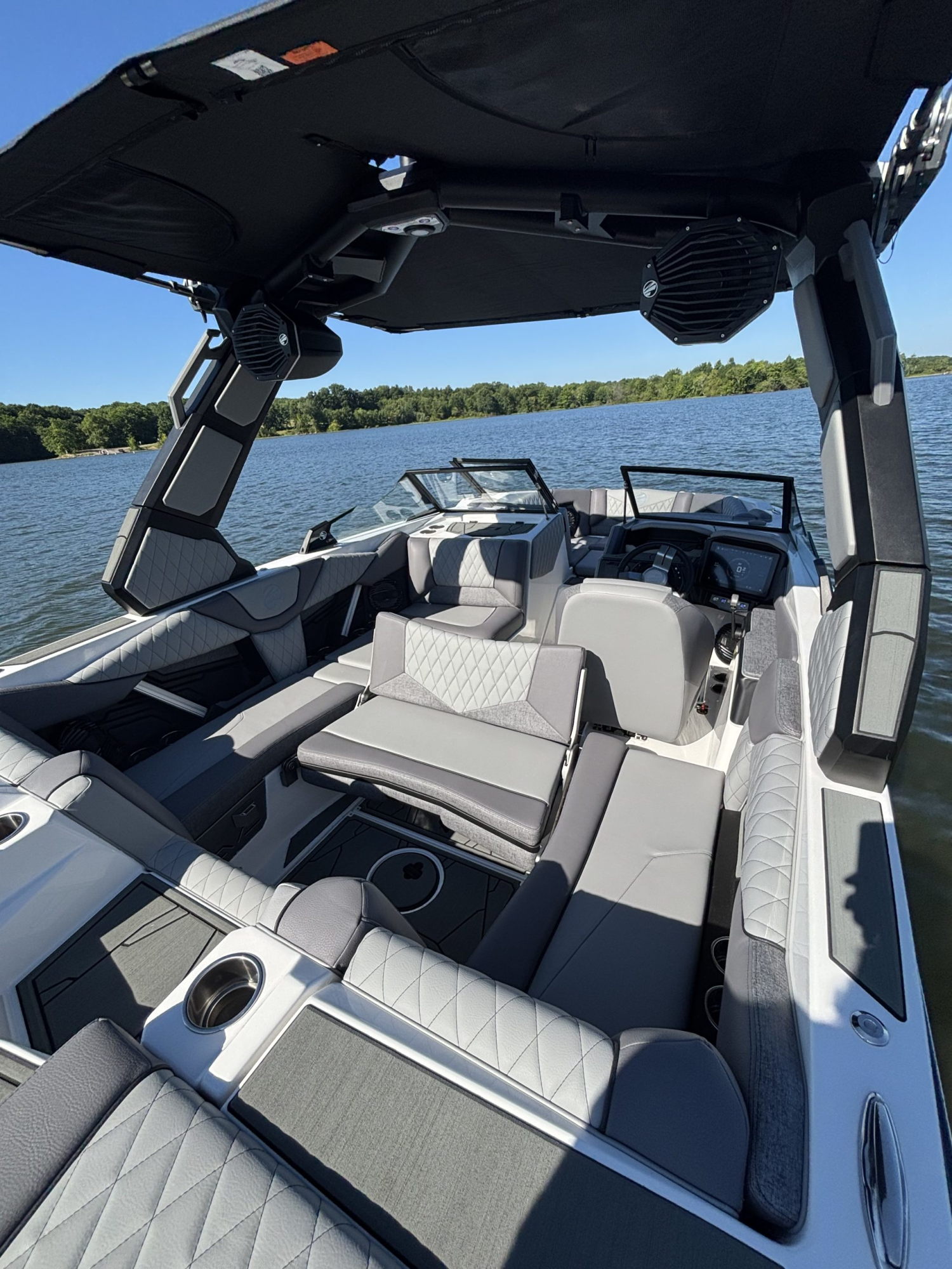 2027 Tige Z1