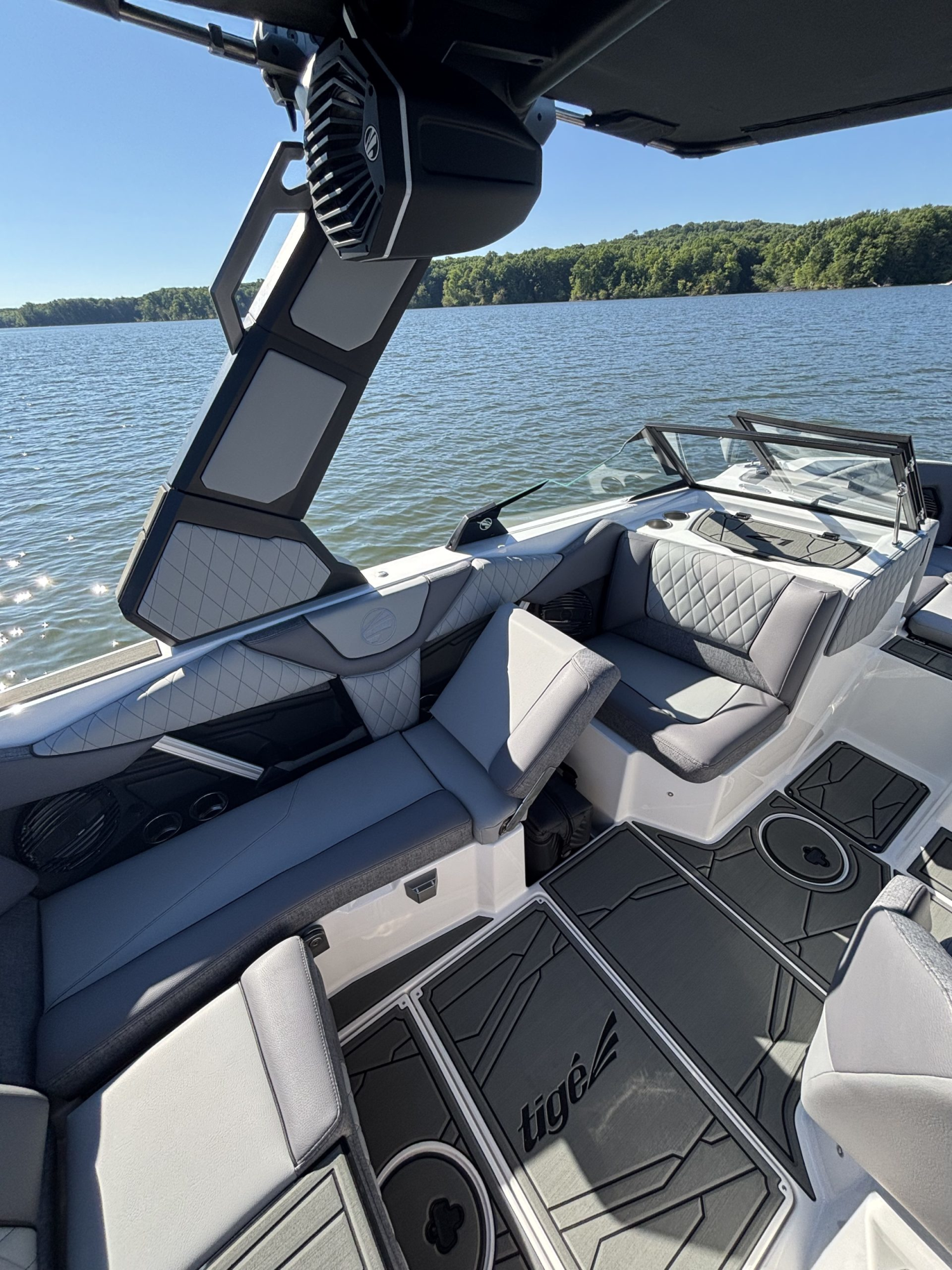 2027 Tige Z1
