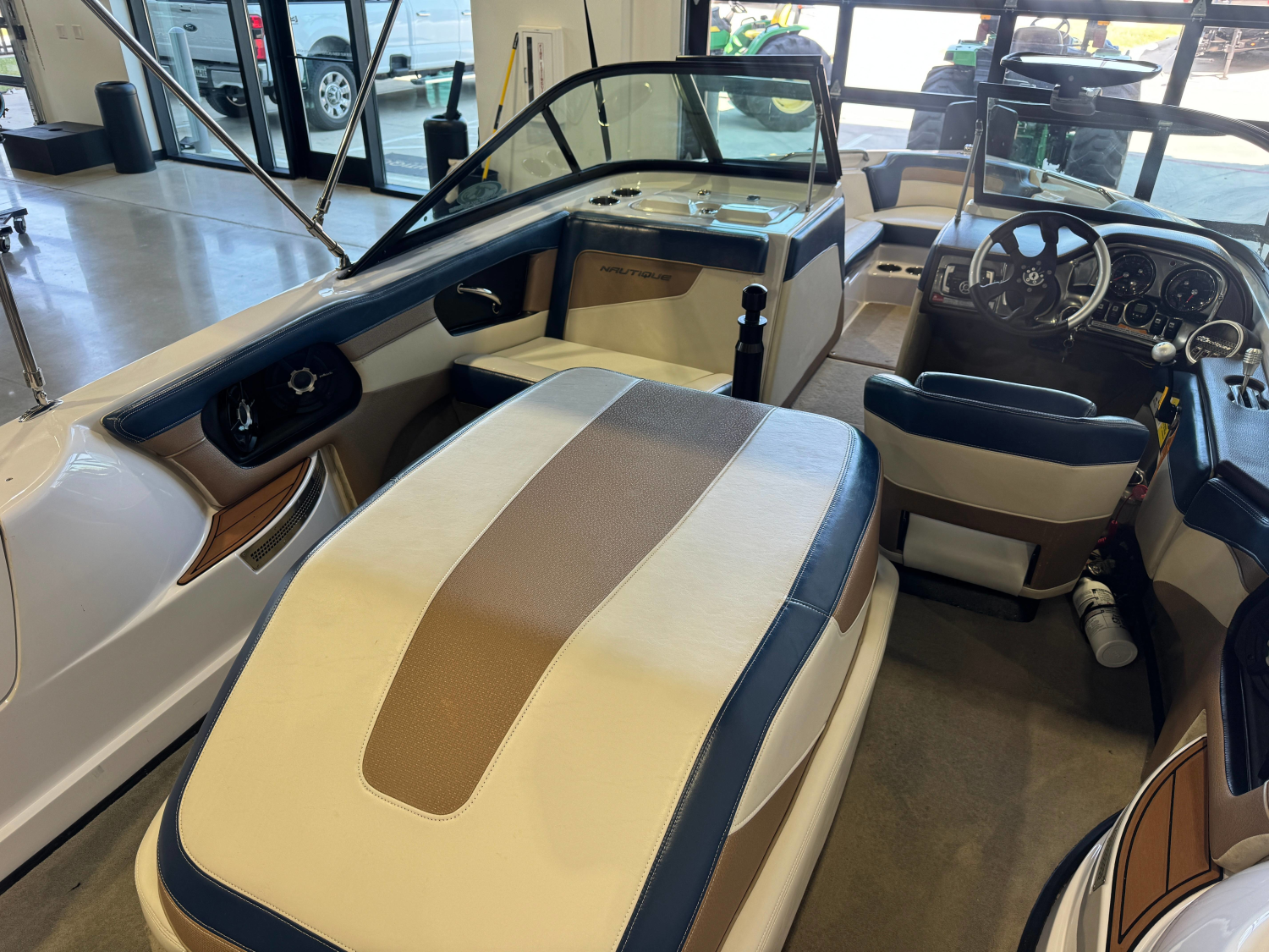 2010 Nautique Ski Nautique 200