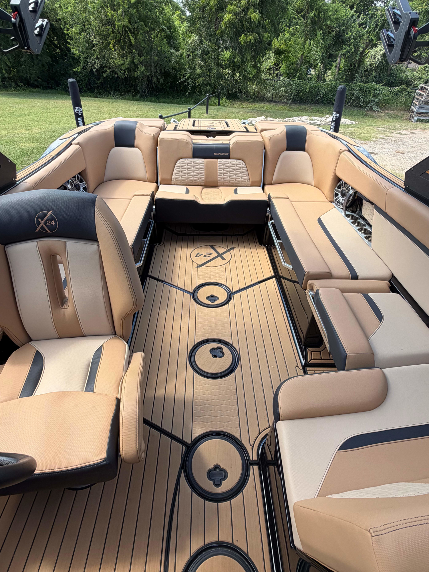 2025 MasterCraft X24