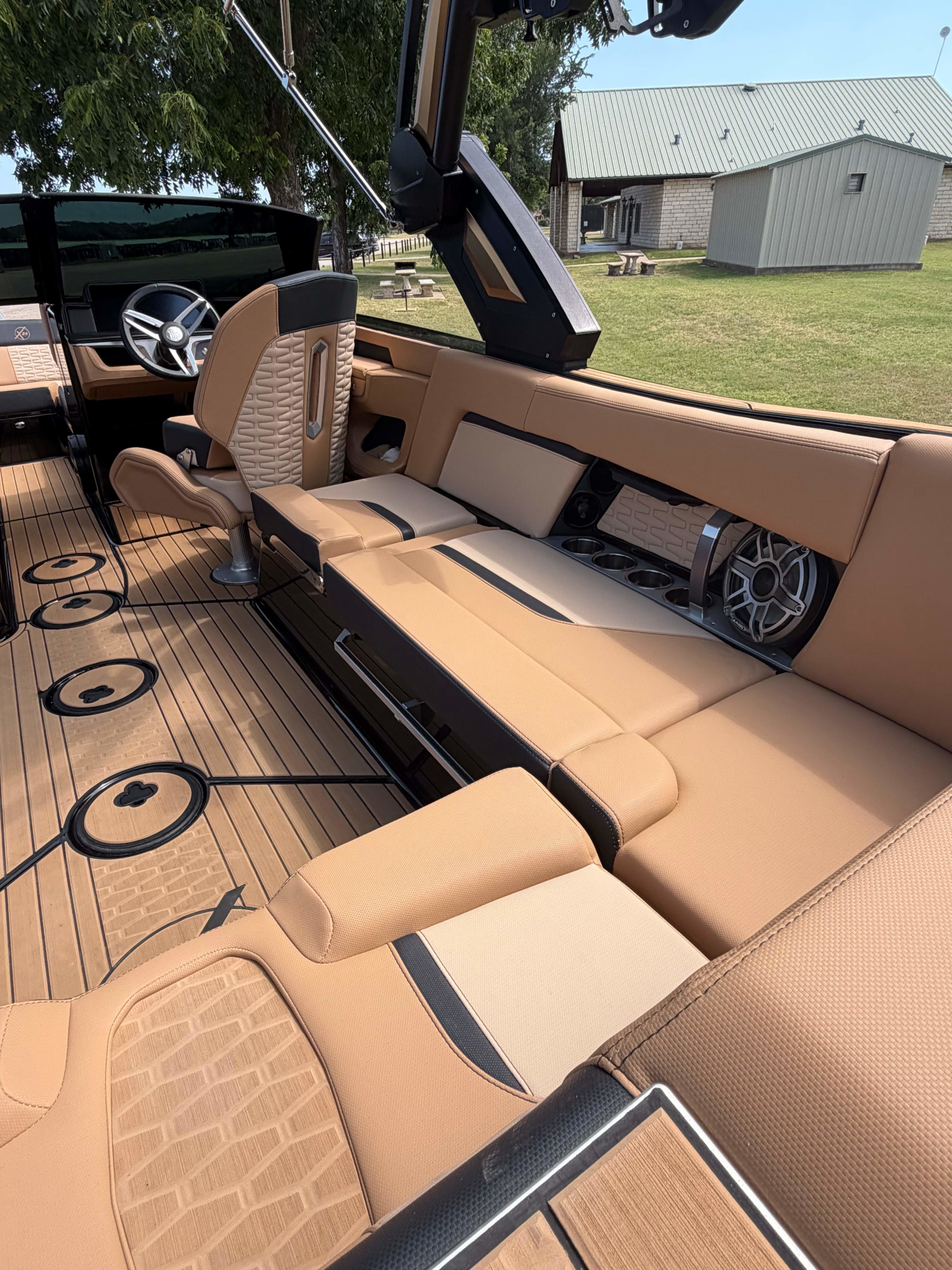 2025 MasterCraft X24
