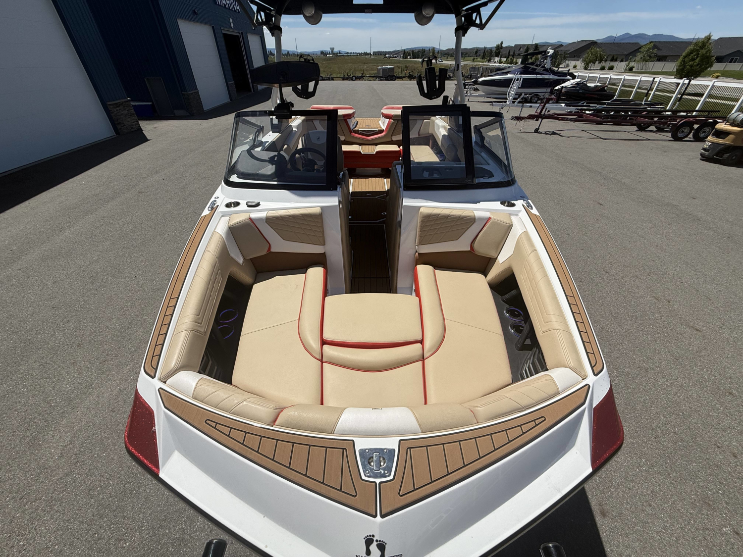 2021 Nautique G23
