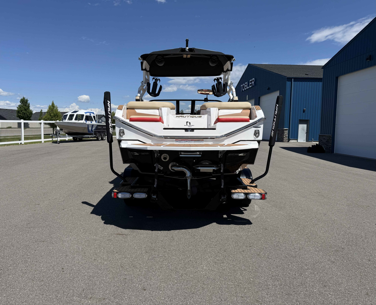 2021 Nautique G23