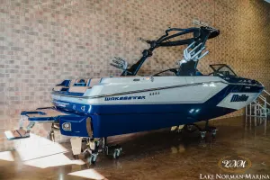 2025-malibu--wakesetter-23-mxz-140587-image2