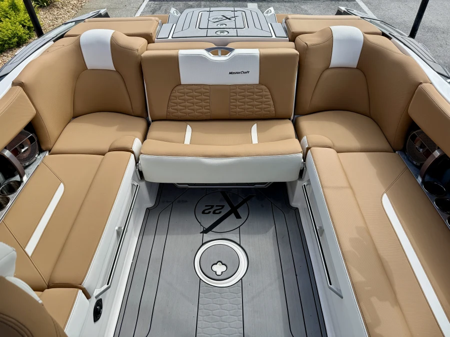 2020-mastercraft-x22-140588-image15