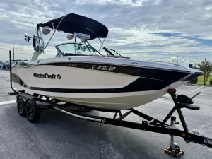 2020-mastercraft-x22-140588-image4