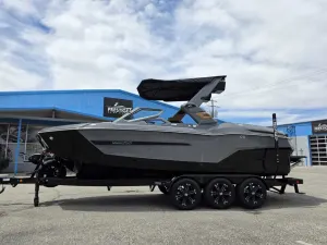 2027-mastercraft-x23-140602-image1