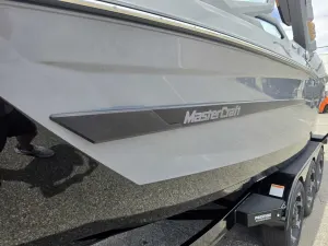 2027-mastercraft-x23-140602-image8