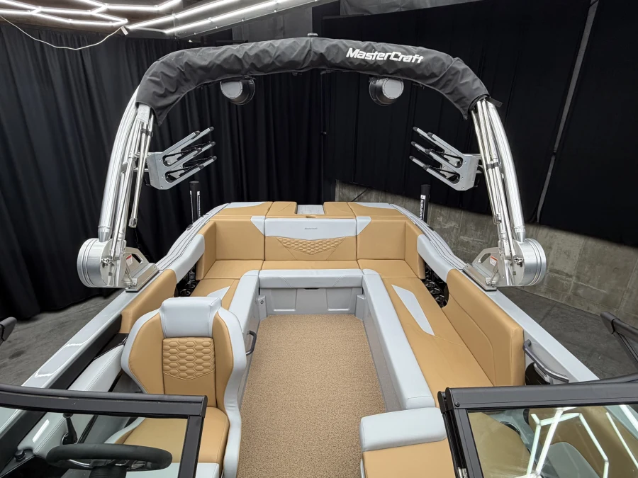 2026-mastercraft-nxt23-140606-image10