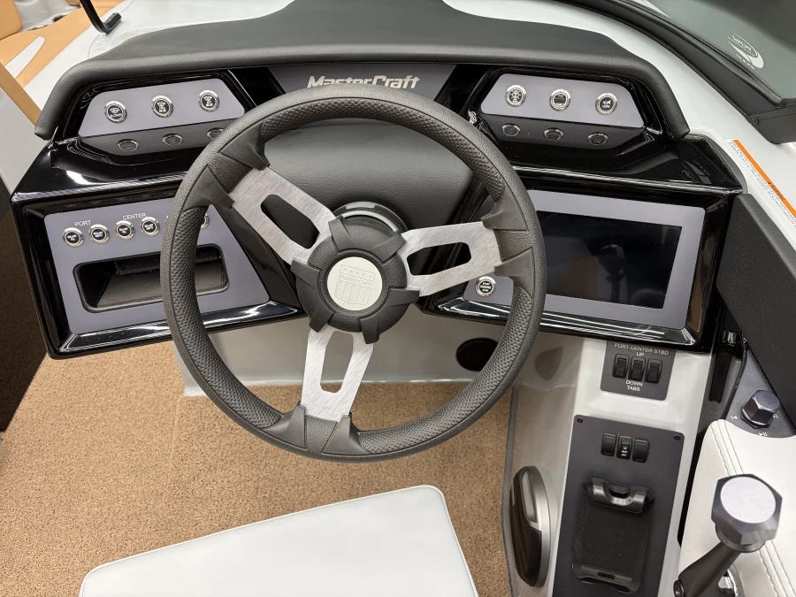 2026-mastercraft-nxt23-140606-image12