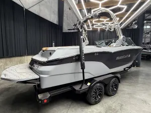 2026-mastercraft-nxt23-140606-image4