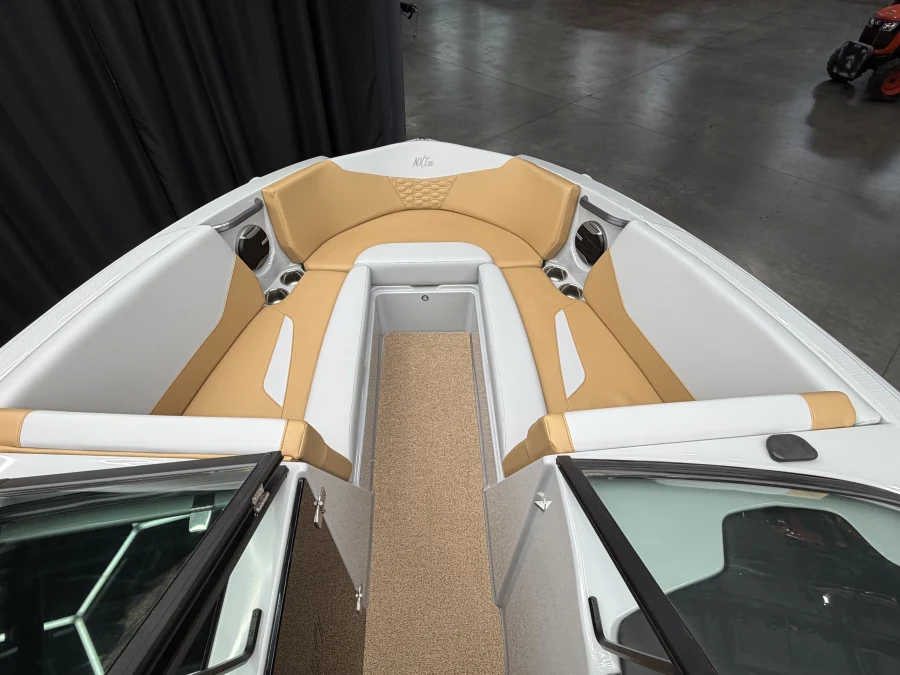 2026-mastercraft-nxt23-140606-image7