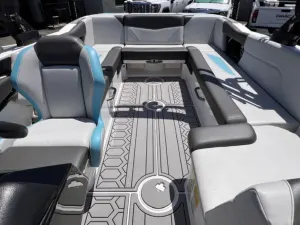2021-mastercraft-nxt24-140612-image18