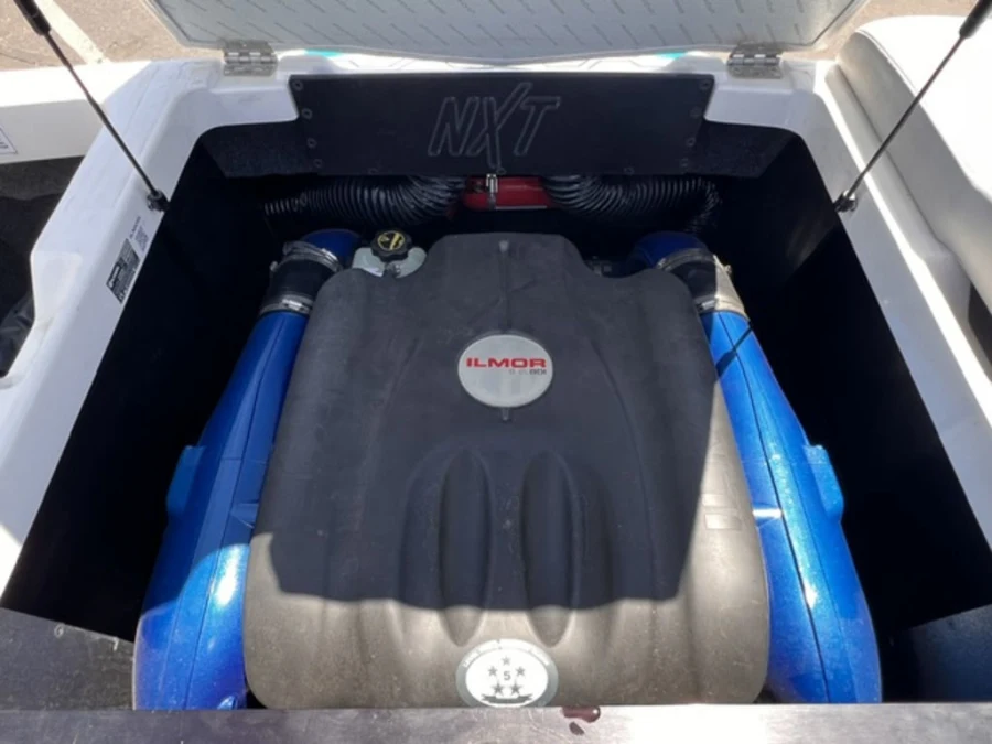 2021-mastercraft-nxt24-140612-image19