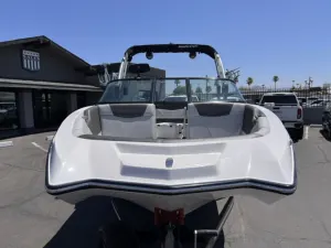 2021-mastercraft-nxt24-140612-image3