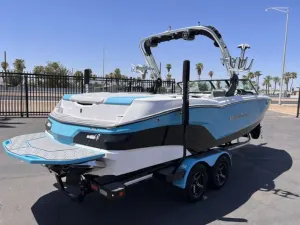 2021-mastercraft-nxt24-140612-image6
