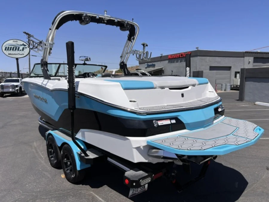 2021-mastercraft-nxt24-140612-image8