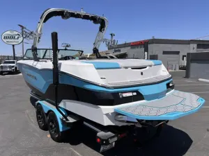2021-mastercraft-nxt24-140612-image8