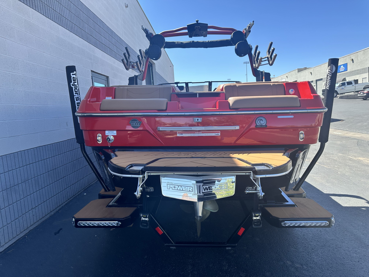 2024 Malibu Boats 23 LSV