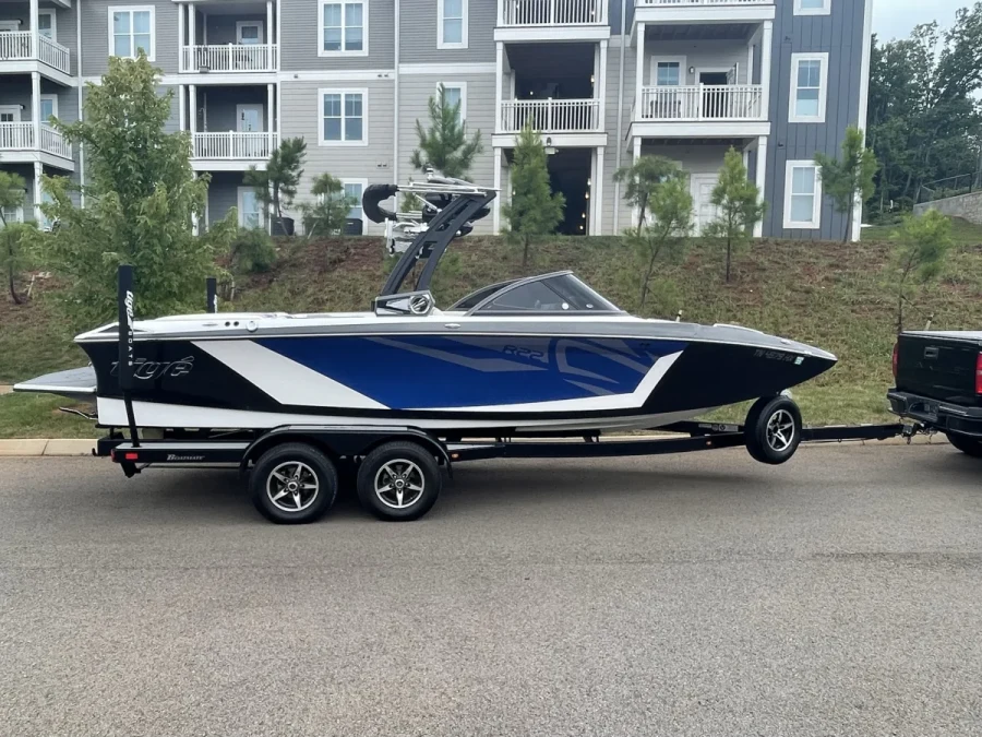 2019-tige-r22-86968-image9.webp