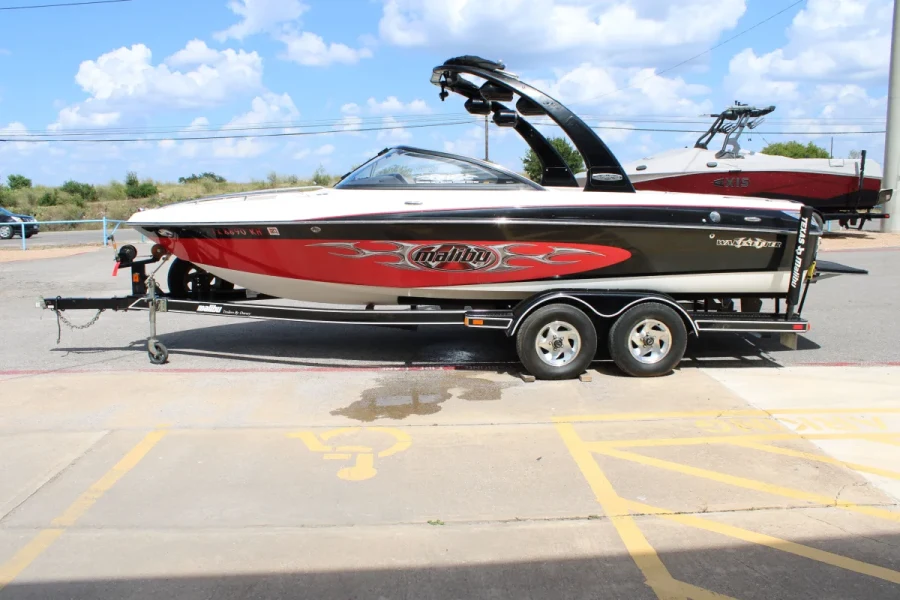 2005-malibu-wakesetter-vlx-140634-image4.webp