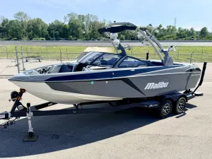 2020-malibu-wakesetter-23-lsv-140636-image0_163208.webp