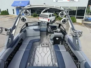 2020-malibu-wakesetter-23-lsv-140636-image3.webp