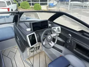 2020-malibu-wakesetter-23-lsv-140636-image4.webp