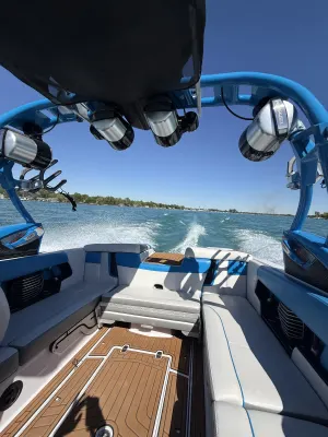 2014-nautique-g23-140638-image3.webp