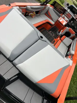 2019-axis-t23-140639-image1.webp