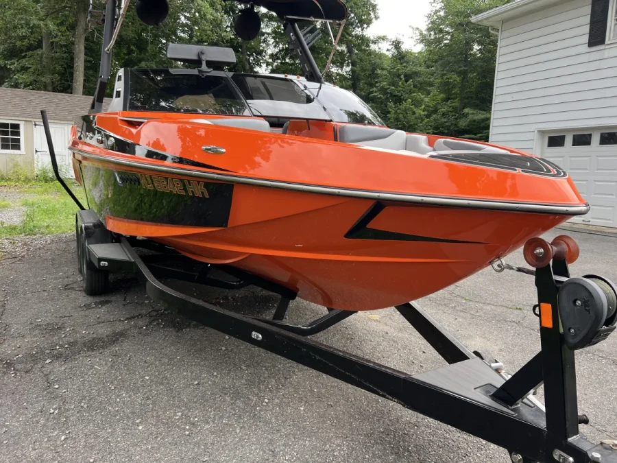 2019-axis-t23-140639-image6.webp