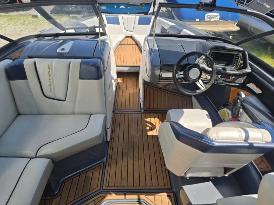 2015-nautique-g25-140640-image6.webp