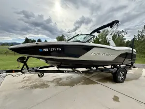 2019-mastercraft-nxt20-140655-image0.webp