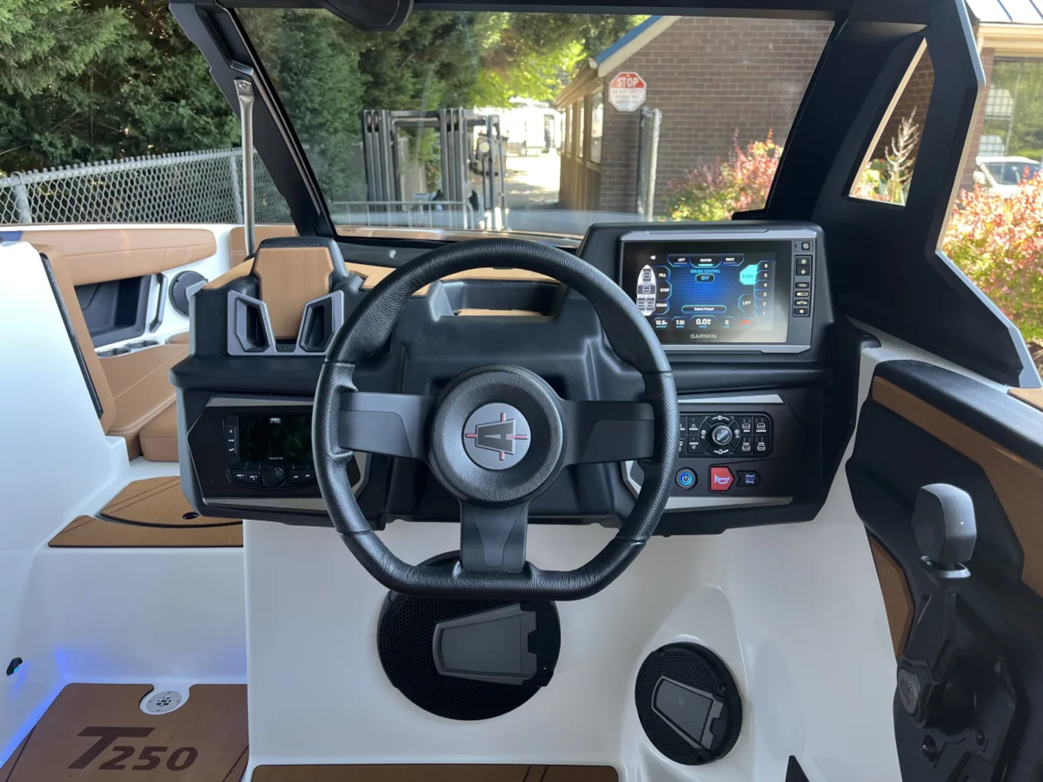 2026 AXIS T250