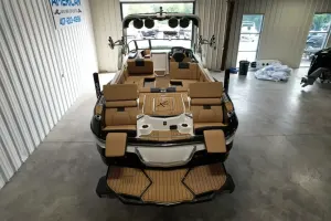 2022 Mastercraft X26 Icon