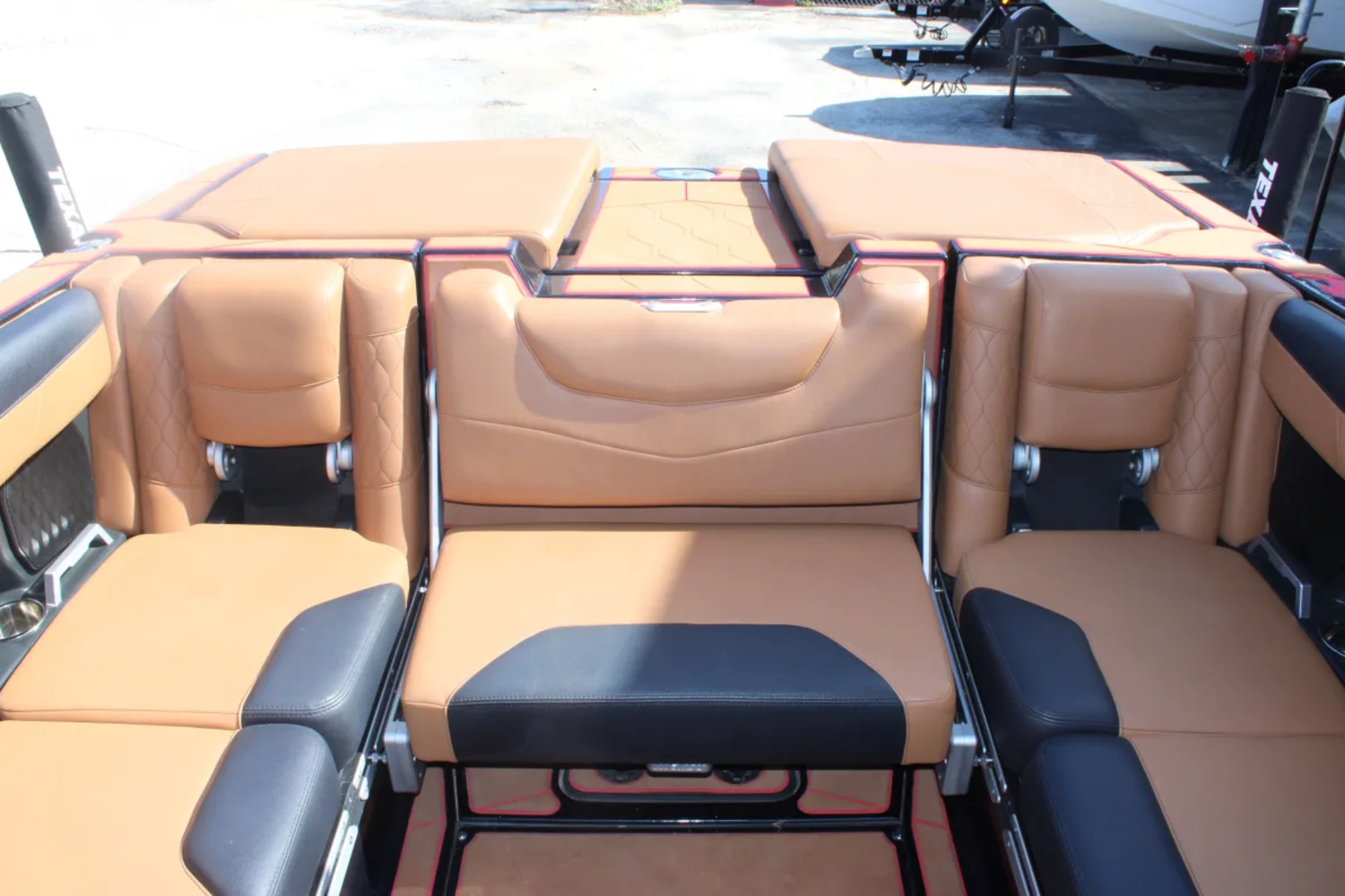 2023 Malibu M240