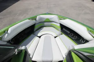 2017-malibu-wakesetter-23-lsv-140667-image14.webp