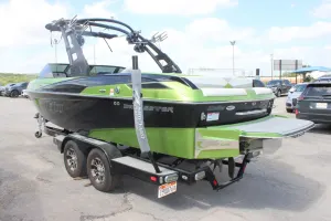 2017-malibu-wakesetter-23-lsv-140667-image5.webp