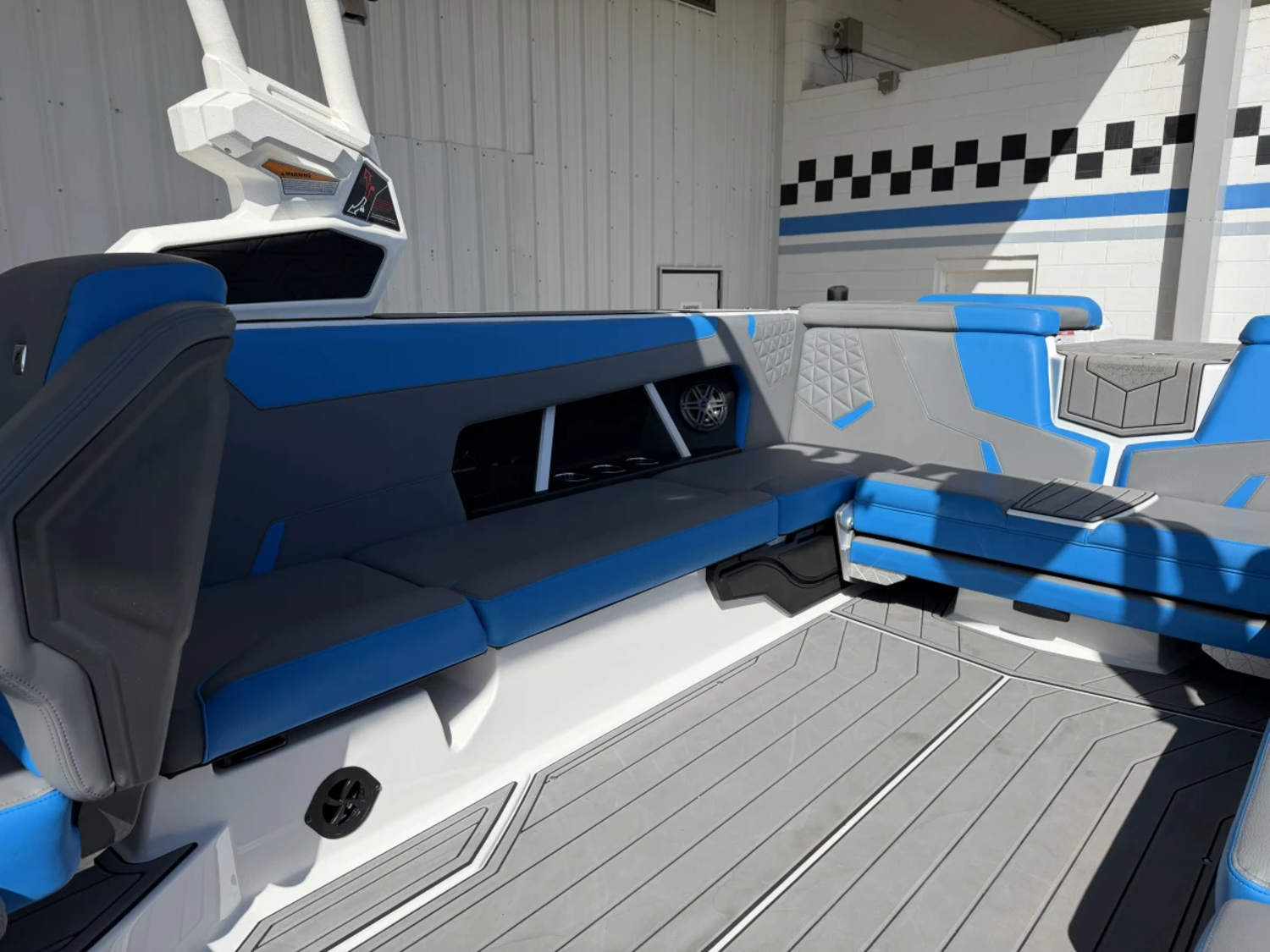 2025 Nautique GS24