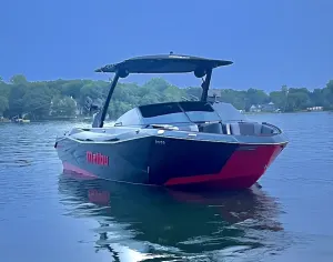 2023-malibu-wakesetter-26-lsv-140680-image0.webp